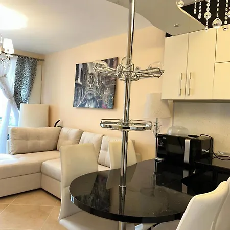 двустаен в Apartmán *